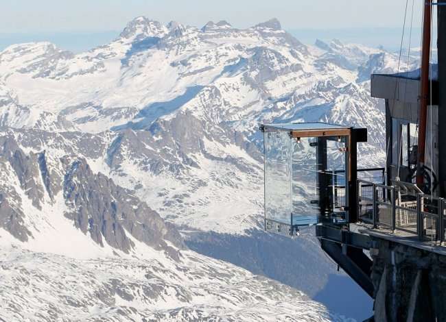 Самая страшная смотровая площадка в Альпах (12 фото)