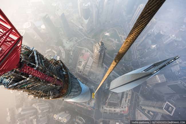 Восхождение на самое высокое здание в Китае (15 фото + видео)