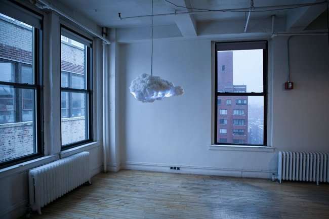 Гроза дома - удивительная лампа-облако (2 фото + видео)