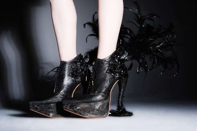 Необычная обувь от Масаи Кусино (12 фото)