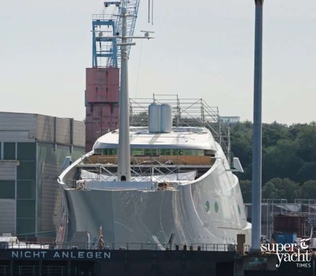 Российский миллиардер купил самую большую яхту в мире (6 фото + видео)