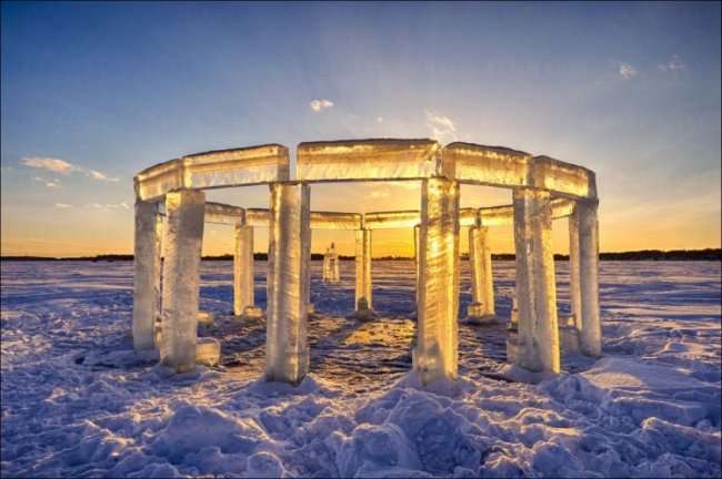 Копия Стоунхенджа своими руками (6 фото)