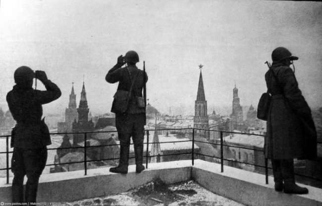 Москва в 1942 году (22 фото)