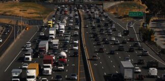 Адміністрація Трампа готується послабити стандарти ефективності автомобілів