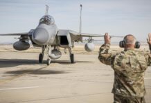 NASA активізує надзвукові дослідження за допомогою знятих з експлуатації винищувачів F-15