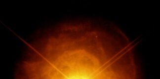 VLT Зображує Останній Танець Вмираючих Зірок у Вражаючих Деталях