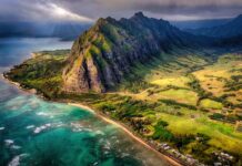 Гавайський супервулкан, закріплений масивним залізним ядром глибоко всередині Землі