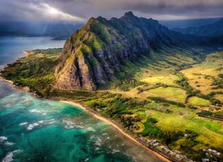 Havajský supervulkán ukotvený masivním železným jádrem hluboko uvnitř Země