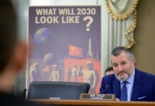 Американські законодавці вимагають створення постійної бази на Місяці. Чи станеться це колись?