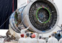 NASA Віддає Пріоритет Місячній Базі Над Орбітальною Станцією у Прискореному Плані Висадки на Місяць