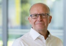 Onderzoek naar solid-state batterijen: een vooraanstaand wetenschapper op het gebied van de toekomst van energieopslag