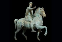 Остання кінна статуя язичницького римського імператора