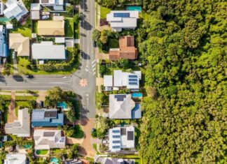 Comment les batteries domestiques transforment l’électricité en un service public à coût quasi nul