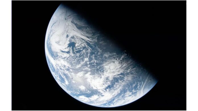 8ddc2e3d-23f0-423b-a0c5-89204337118a