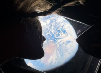 Der Blick vom Mond: Wie der Weltraum unsere Verbindung zur Erde stärkt