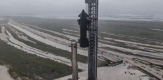 SpaceX збирає V3 і заправляє його перед дебютним польотом